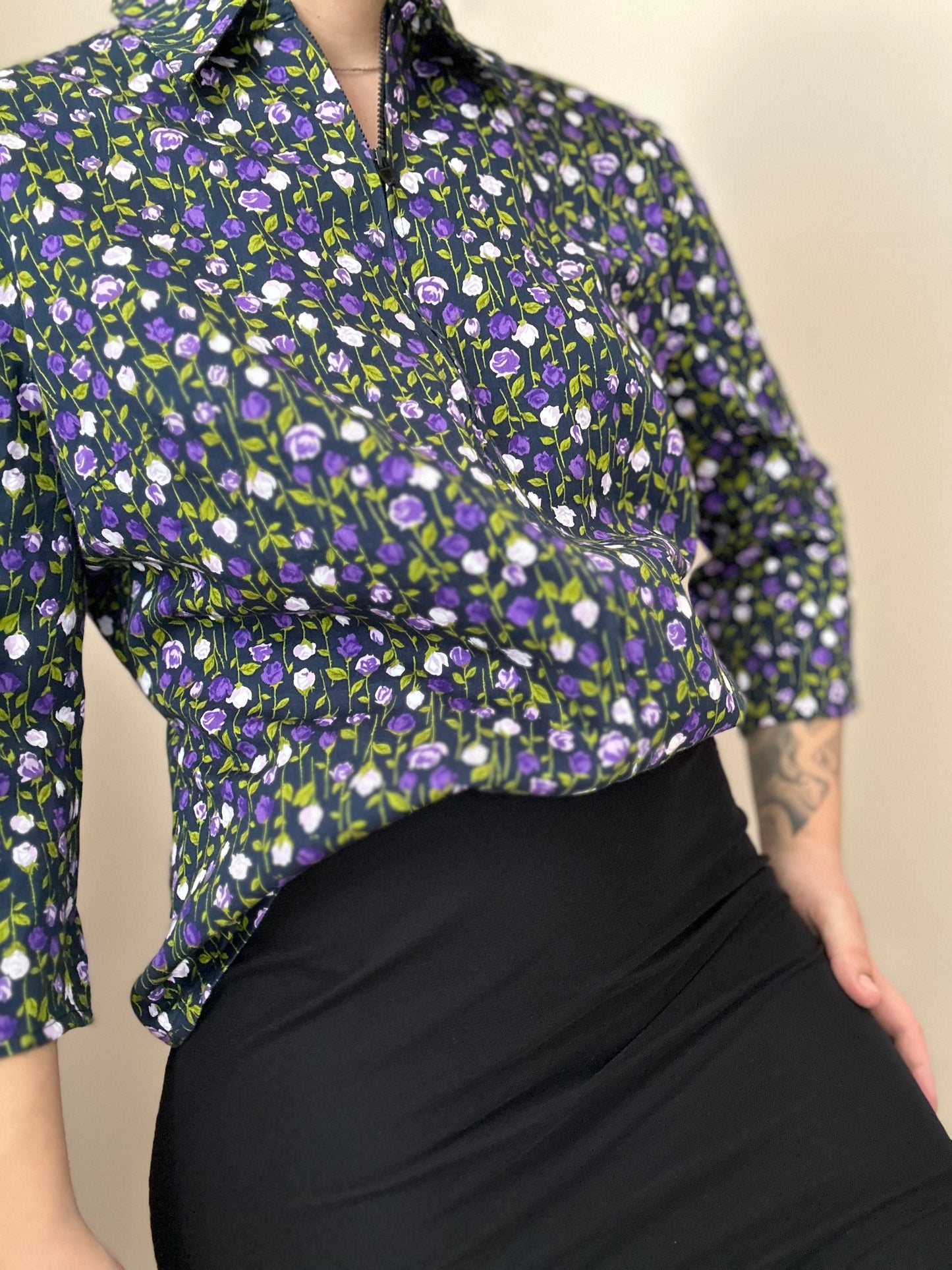 Camisa vintage con cremallera estampado floral