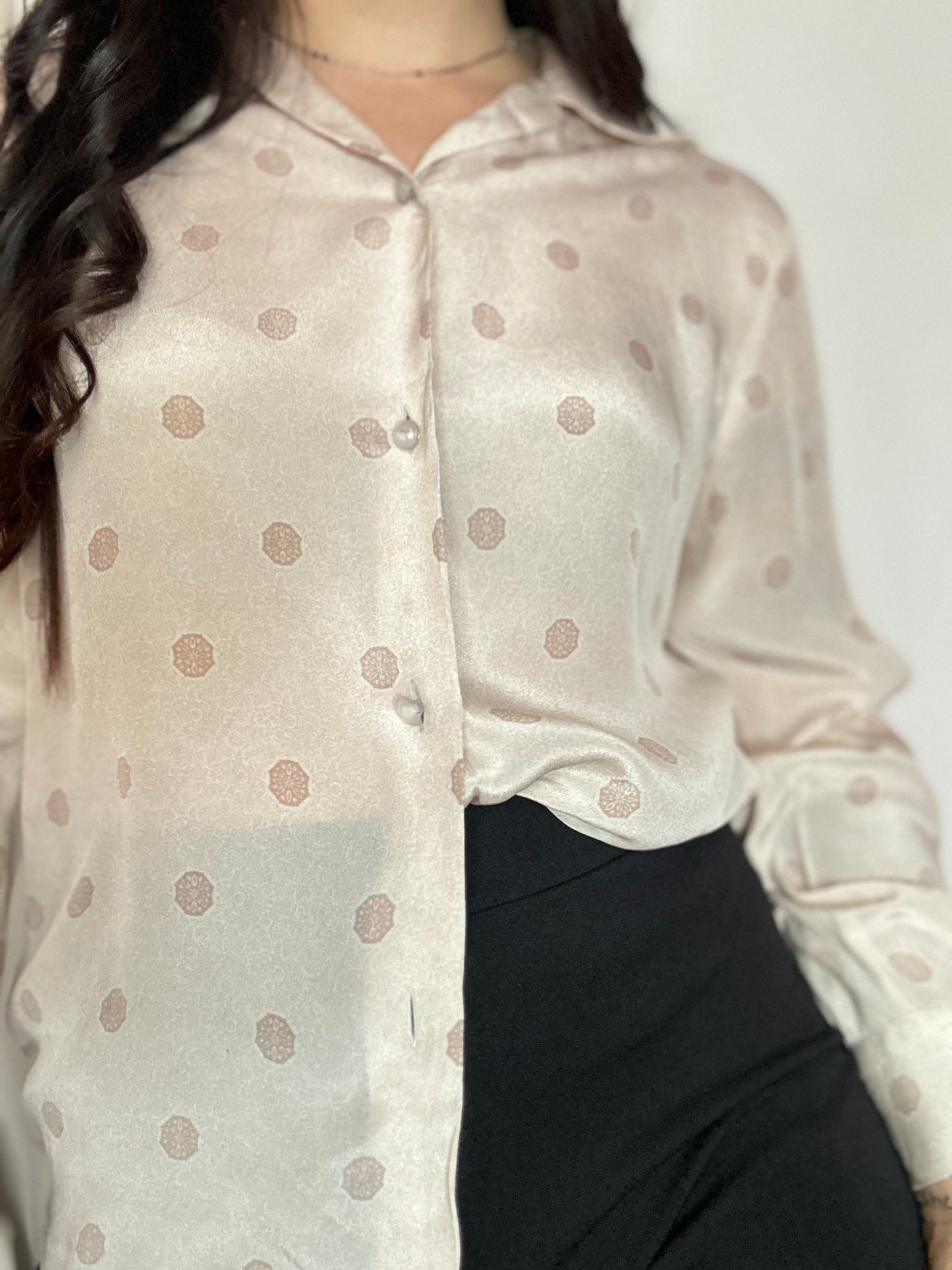 Camisa vintage satinada topos