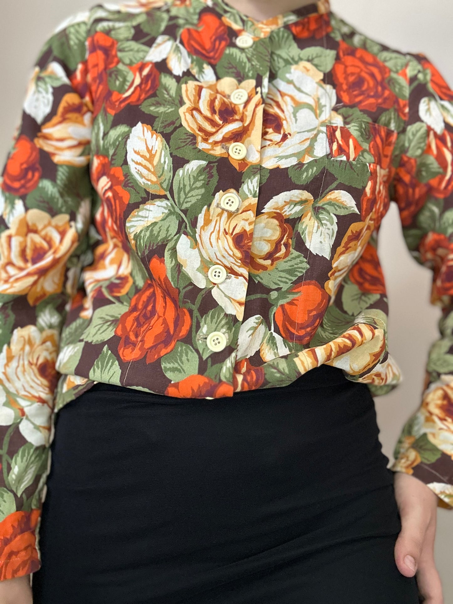 Camisa vintage con estampado floral de rosas años 80