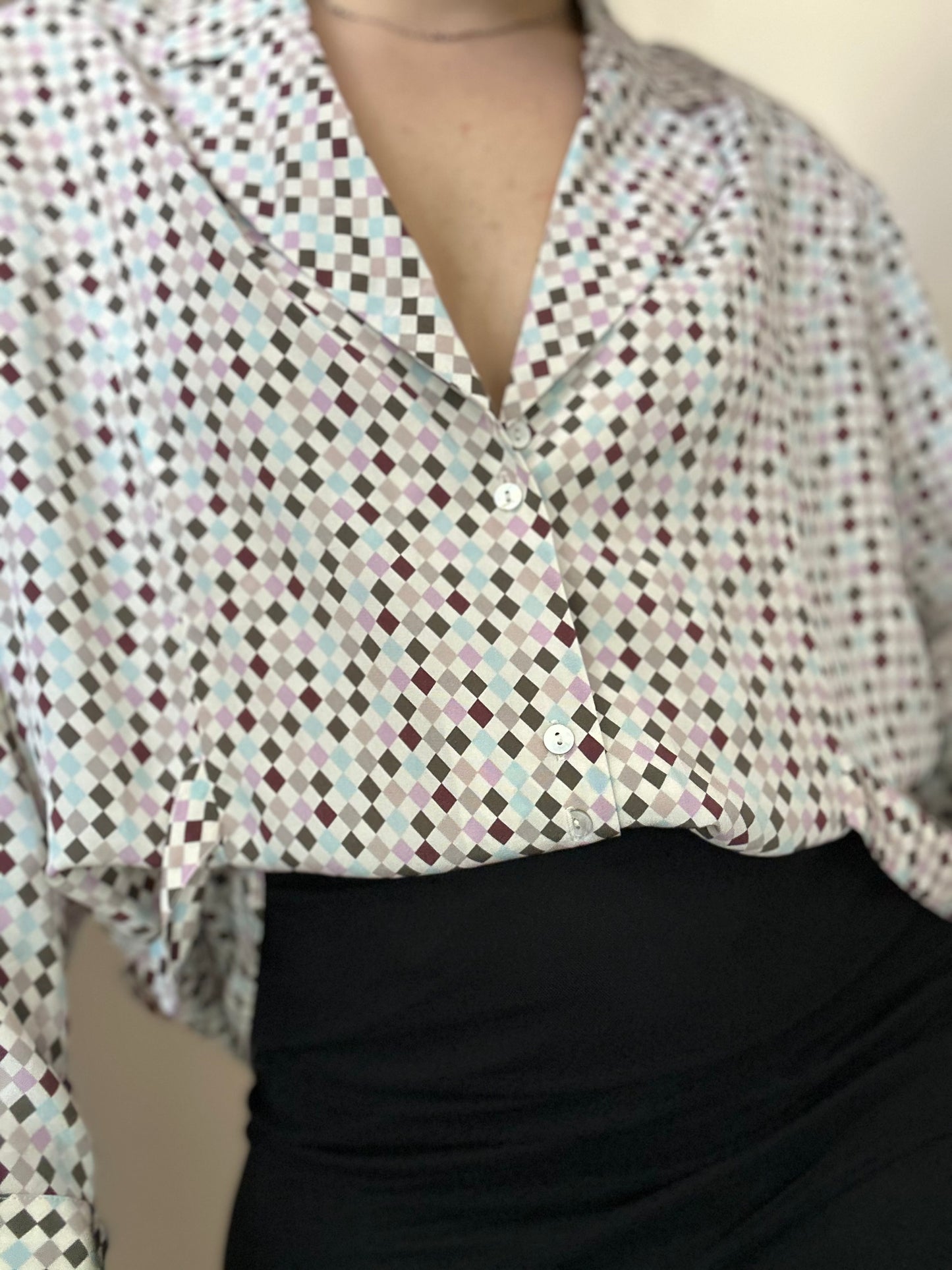 Camisa vintage con estampado geometrico retro años 80